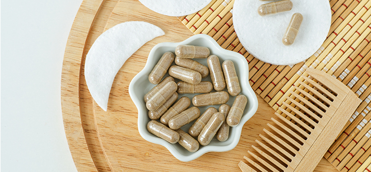 small-white-bowl-food-supplement-capsules